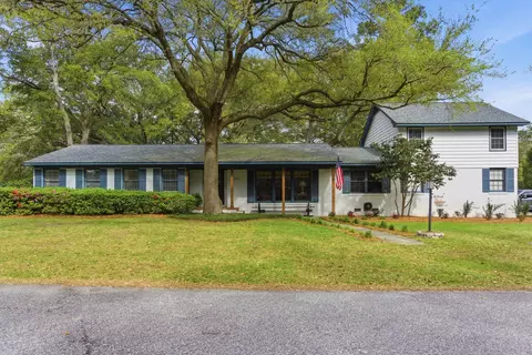 1721 Dartmoor Cir, Charleston, SC 29407