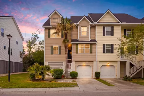 111 Winding River Dr, Johns Island, SC 29455