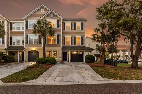 2923 Woodland Park Dr, Mount Pleasant, SC 29466