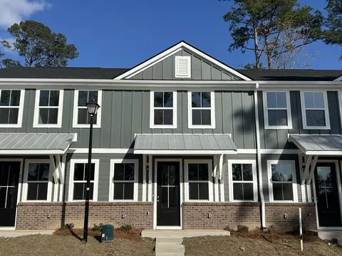 481 Martins Creek Blvd, Summerville, SC 29485