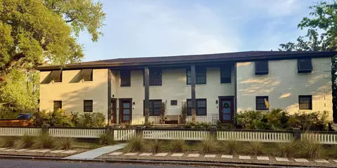 171 3rd Ave #4, Charleston, SC 29403