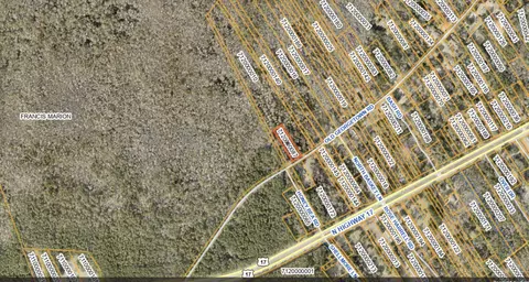 8448 Old Georgetown Rd, Mcclellanville, SC 29458