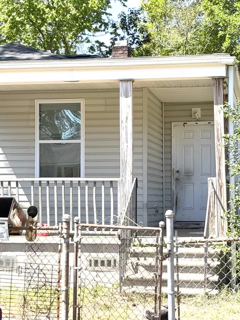2634 Madden Dr, North Charleston, SC 29405