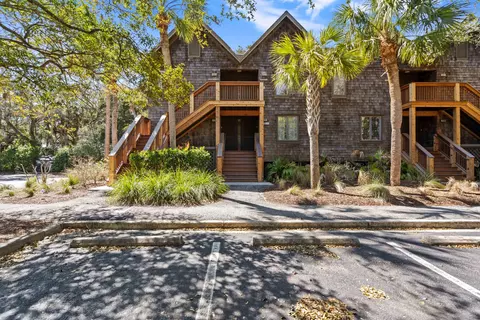 4225 Mariners Watch Dr, Kiawah Island, SC 29455
