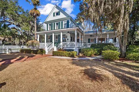 1307 Bay St, Beaufort, SC 29902
