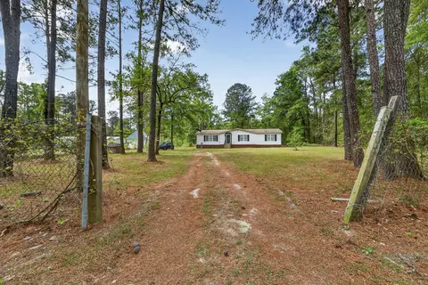 1093 Tobacco Rd, Saint Stephen, SC 29479