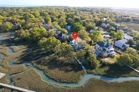 887 Parrot Creek Way, Charleston, SC 29412