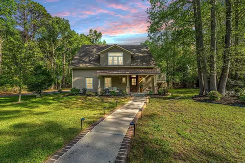 7011 Crest Ct, Johns Island, SC 29455
