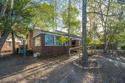 51 Colleton Dr, Charleston, SC 29407