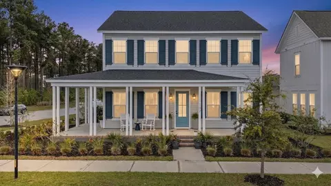 132 Midtown Ave, Summerville, SC 29486