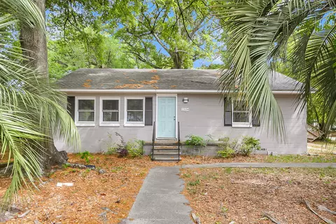 2334 Midland Park Rd, North Charleston, SC 29406
