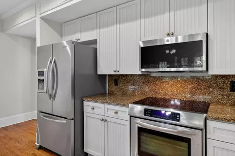 Kitchen - 3312 Rees Row, Mount Pleasant, SC 29466 photo 3 of 4