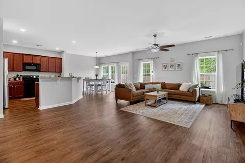 131 Lakestone Rd, Moncks Corner, SC 29461