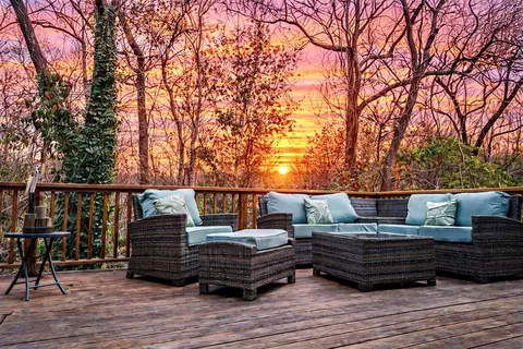 9135 Parlor Dr, Ladson, SC 29456