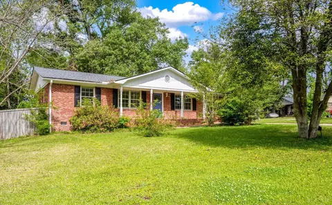111 Hartford Dr, Ladson, SC 29456