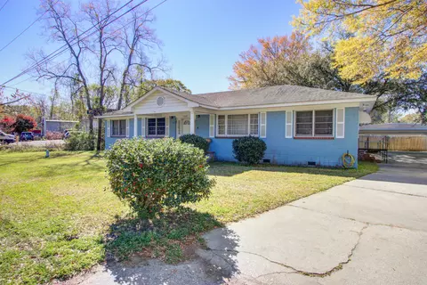 1925 Belgrade Ave, Charleston, SC 29407