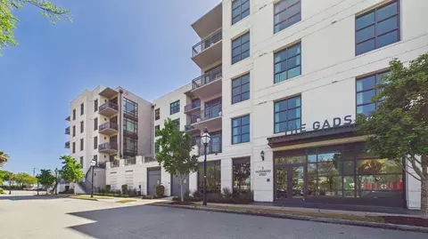 5 Gadsdenboro St #212, Charleston, SC 29401