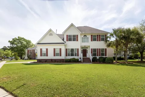 2800 Bottlebrush Ct, Mount Pleasant, SC 29466