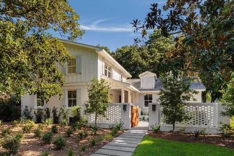 340 Molasses Ln, Mount Pleasant, SC 29464