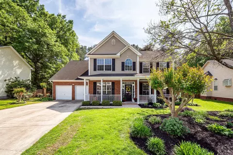 138 Guildford Dr, Goose Creek, SC 29445