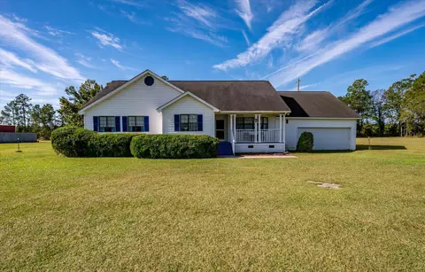 3861 State Rd, Ridgeville, SC 29472