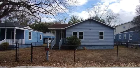 2749 E Surrey Dr, North Charleston, SC 29405