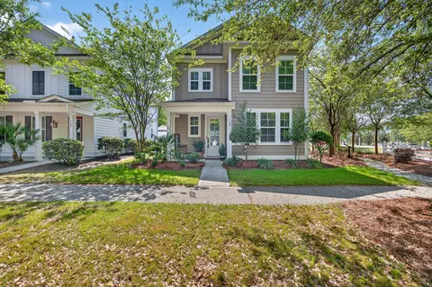 165 Village Ponds Dr, Summerville, SC 29483