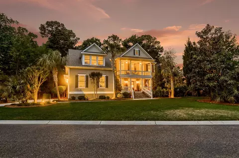 1563 Capel St, Mount Pleasant, SC 29466