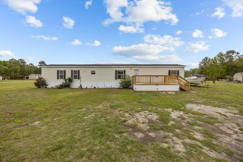 1442 Poplar Hill Dr, Ridgeville, SC 29472
