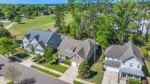 205 Weston Hall Dr, Summerville, SC 29483