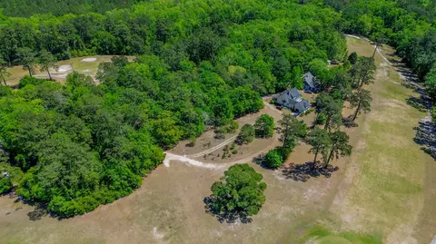 18 Dogwood Ln, Walterboro, SC 29488