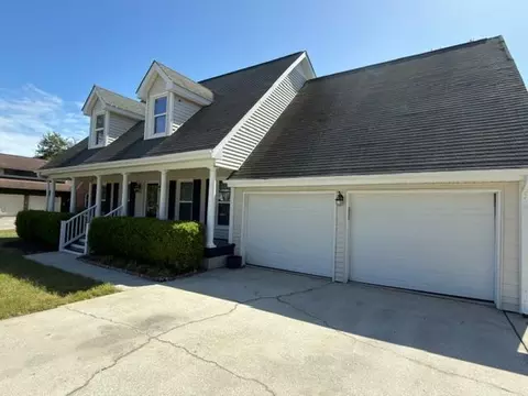 808 Detyens Rd, Mount Pleasant, SC 29464