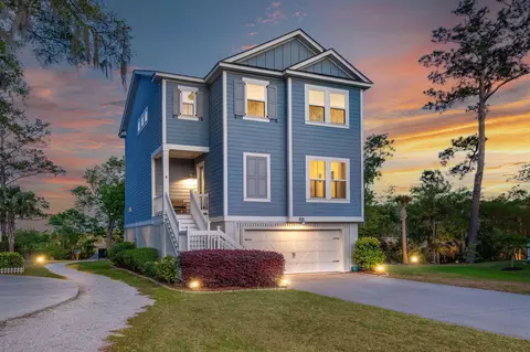 808 Forrest Dr, Charleston, SC 29492