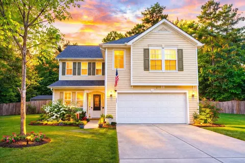 813 Lecture Dr, Ladson, SC 29456