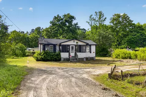 727 Campbellridge Ln, Saint Stephen, SC 29479