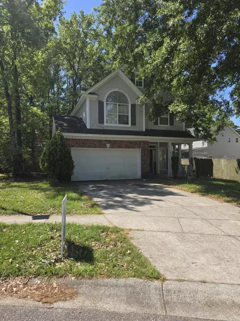 100 Fairbury Dr, Goose Creek, SC 29445