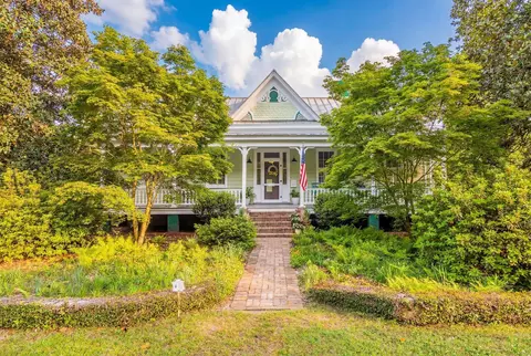 317 Sumter Ave, Summerville, SC 29483