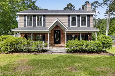 105 Cantering Hills Ln, Summerville, SC 29483
