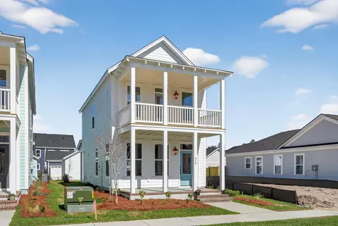 525 Ivy Green Ln, Summerville, SC 29486