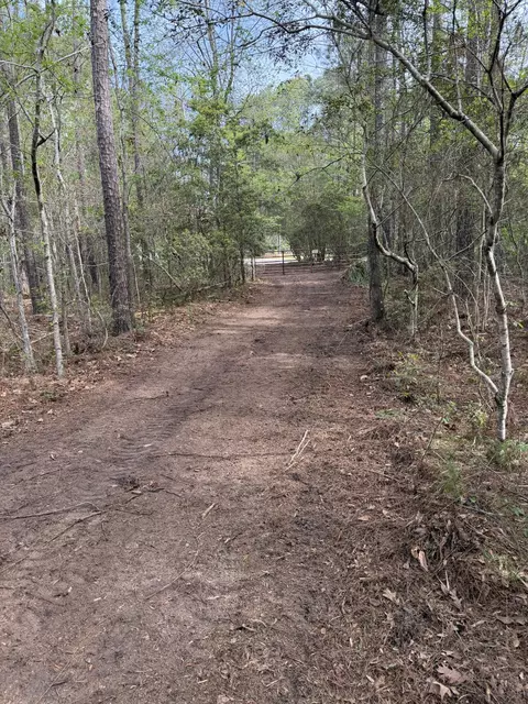 200 Yearling Dr, Summerville, SC 29486