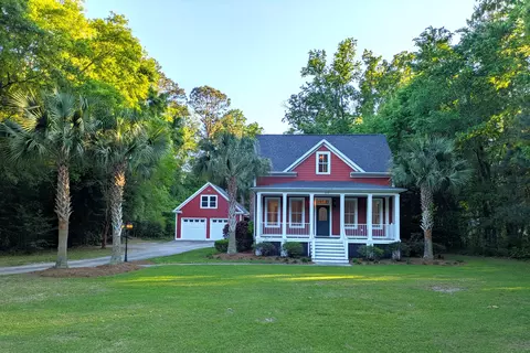 117 Deer St, Summerville, SC 29485