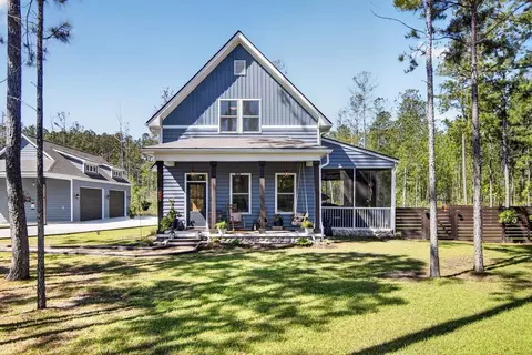 437 Hadley Dr, Huger, SC 29450