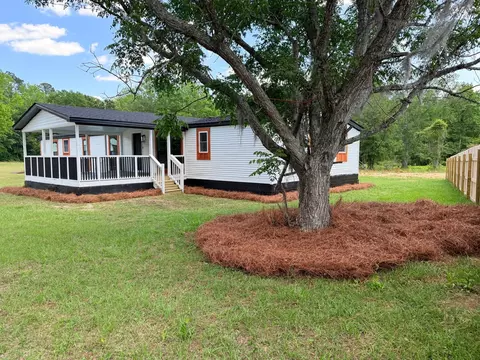 1015 Ridge Rd, Ridgeville, SC 29472
