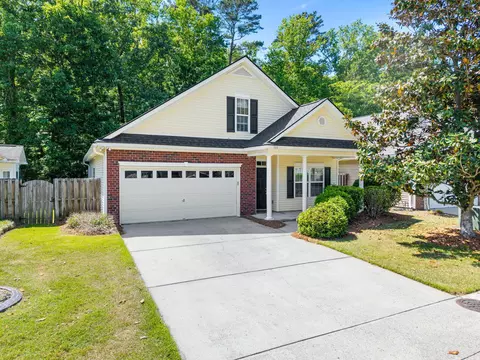 111 Garden Grove Dr, Summerville, SC 29485