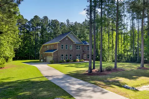 1206 Red Buckeye Ct, Moncks Corner, SC 29461