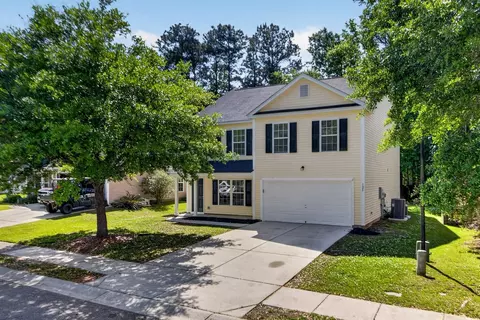 125 Avalon Rd, Summerville, SC 29483