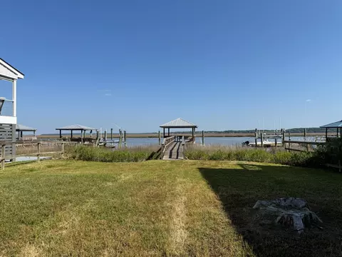 3738 Docksite Rd, Edisto Island, SC 29438