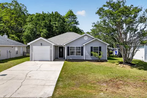 8349 Waltham Rd, North Charleston, SC 29406