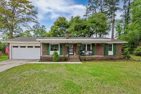 512 Dogwood Cir, Summerville, SC 29485