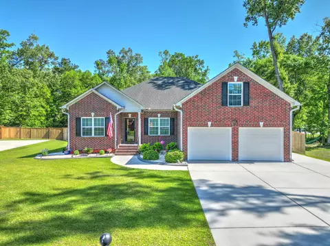 5547 Crescent View Dr, North Charleston, SC 29420